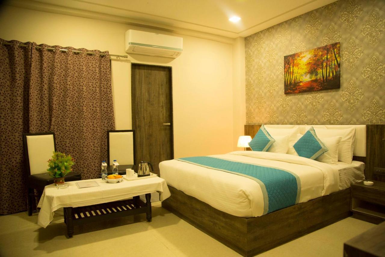 Hotel The Mewar Dabok 외부 사진